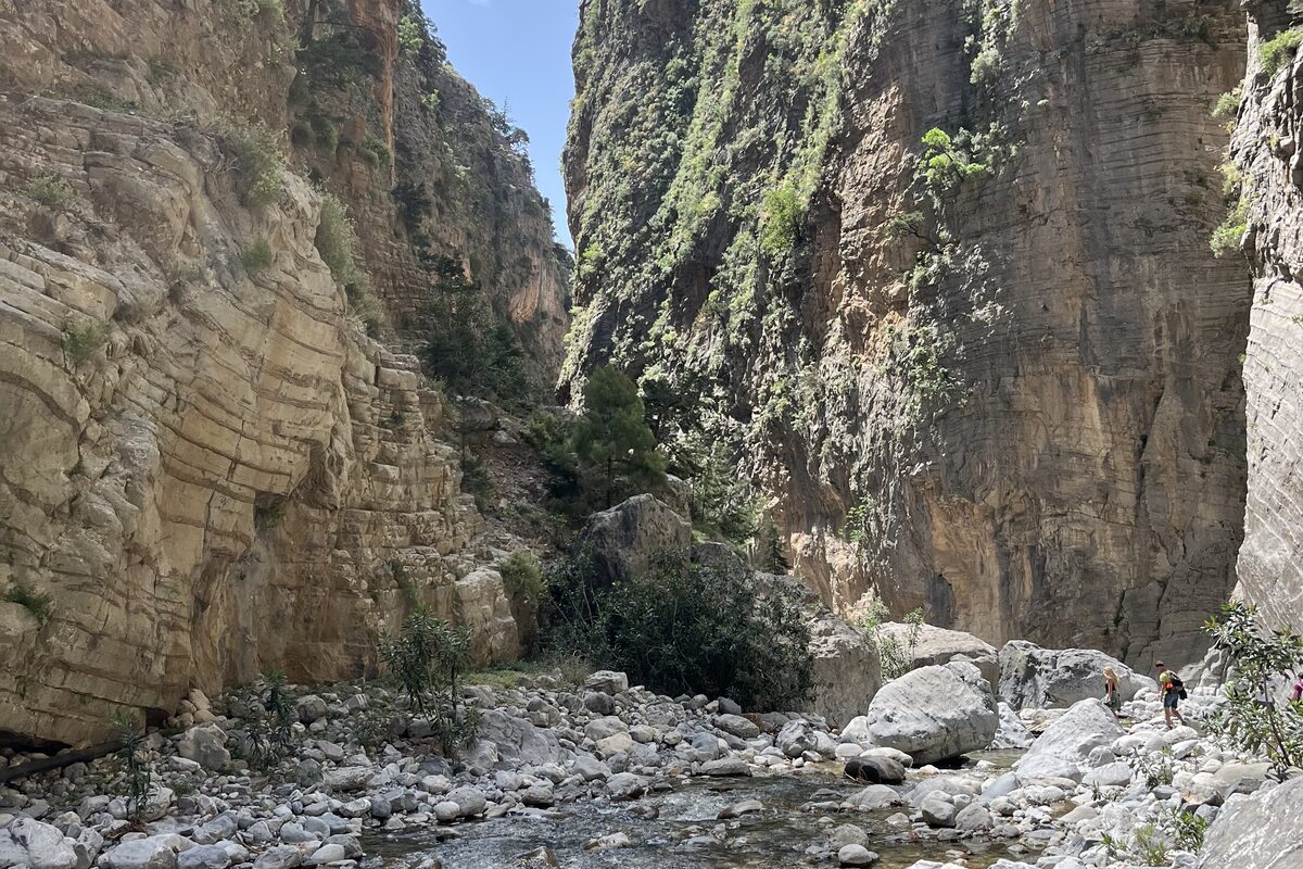 Samarijsk&aacute; soutěska &mdash; &uacute;zk&yacute; průchod Iron Gates